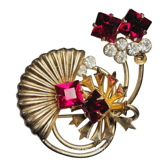 Vtg MCM Art Deco Floral Fan Brooch Red Rhinestones Goldtone Metal Pin Swirl Read - Picture 11 of 12